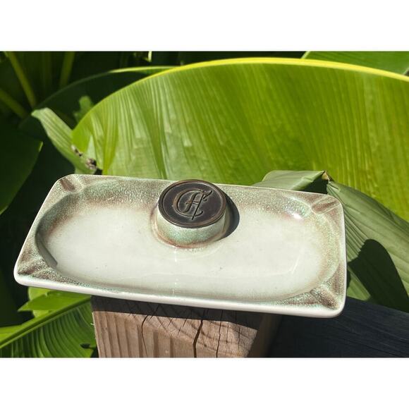 Vintage The Hyde Park Ashtray. #1935. Rectangle. Greenish/brown. made in USA - Picture 1 of 10